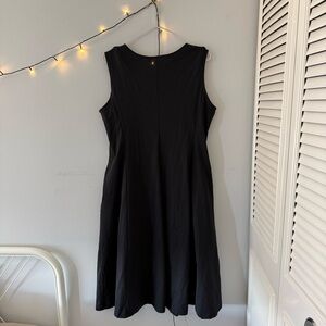 Uniqlo AIRism Black Midi Dress